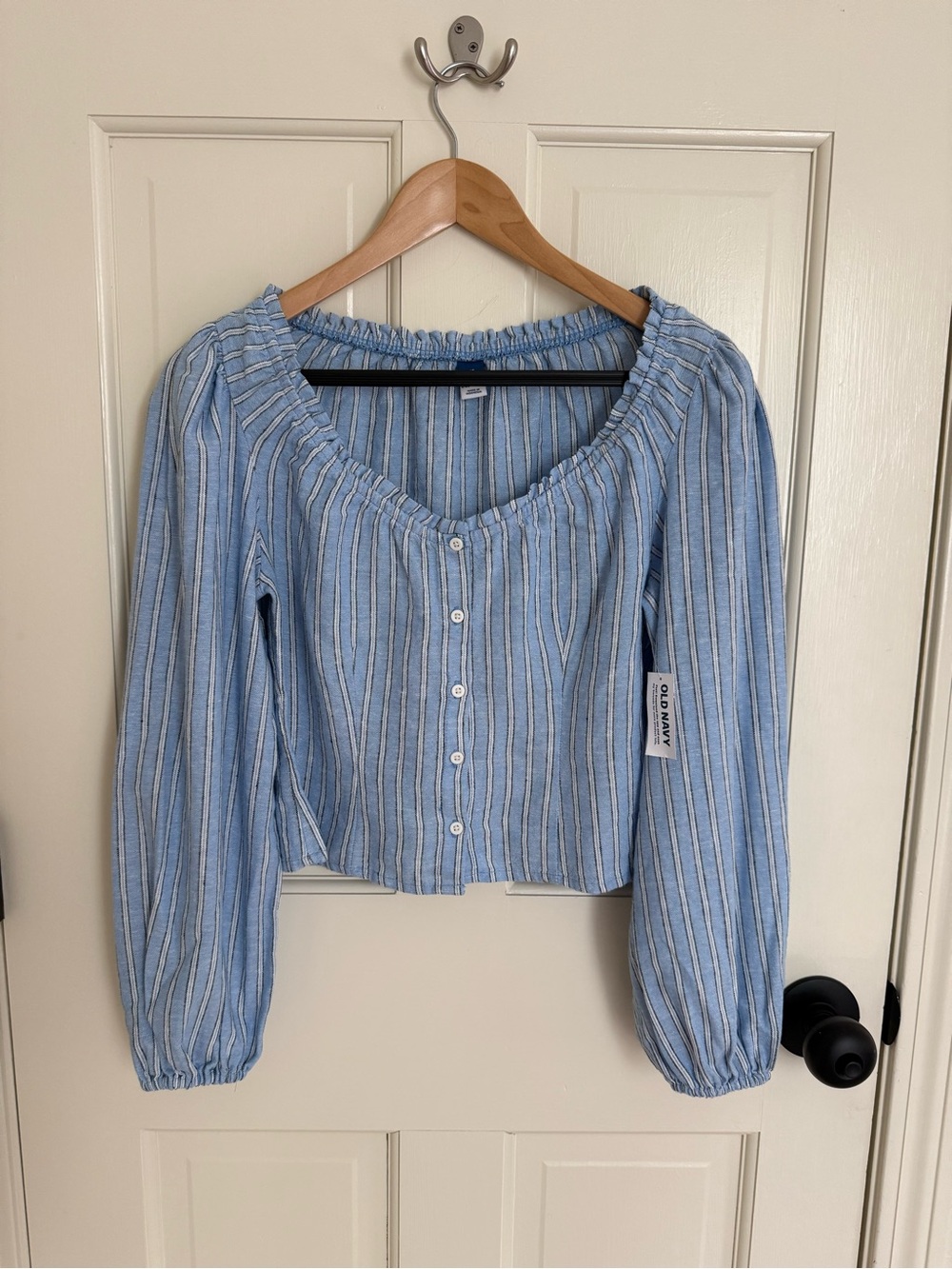 Old Navy Light Blue Striped Long-Sleeve Button-Front Top